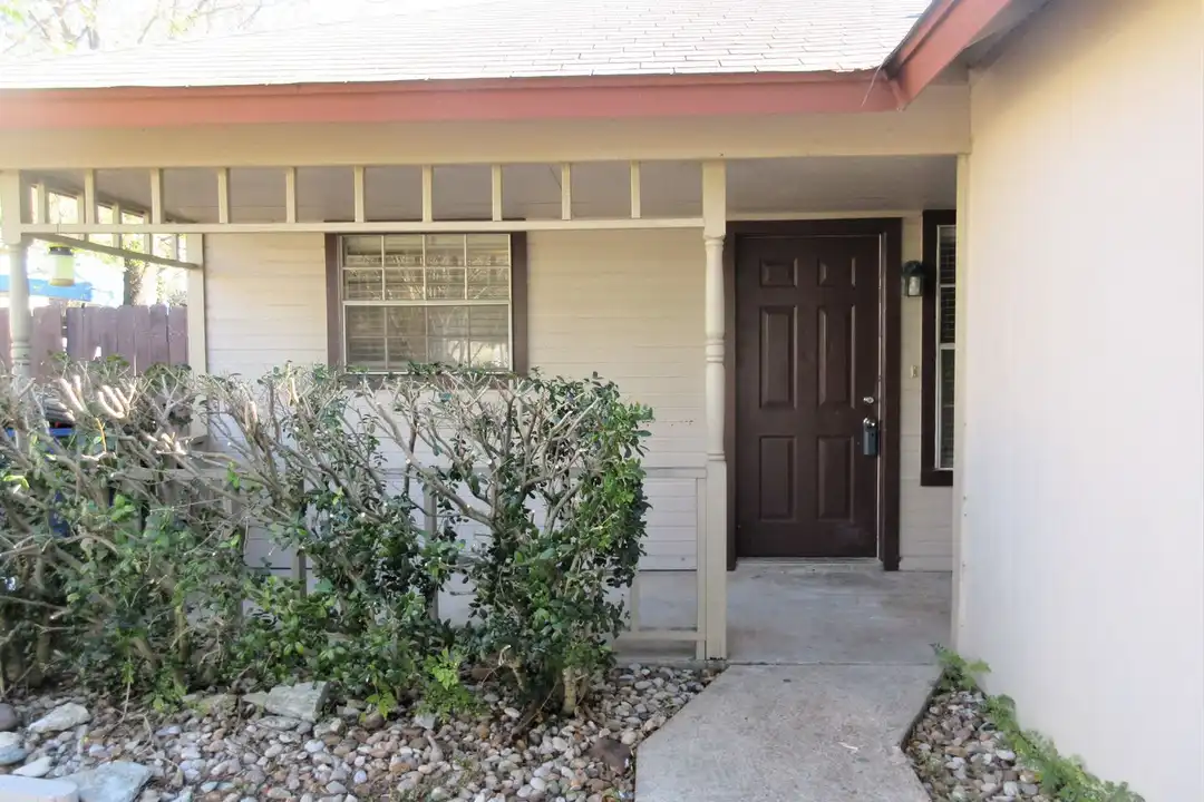 Apartment in Austin - View 2