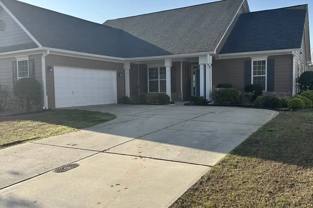 126 Horseshoe Ln - View 3
