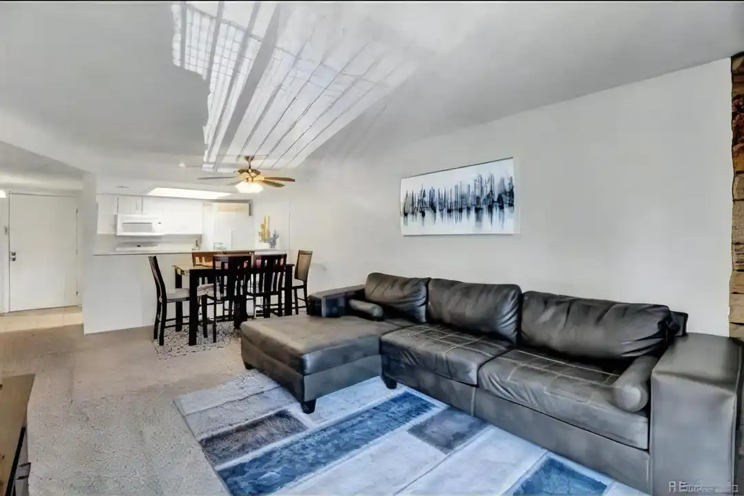 401 S Kalispell Way unit 204 - View 4