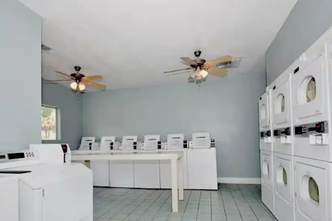 Lighthouse Bay Apartment Homes – photo 1