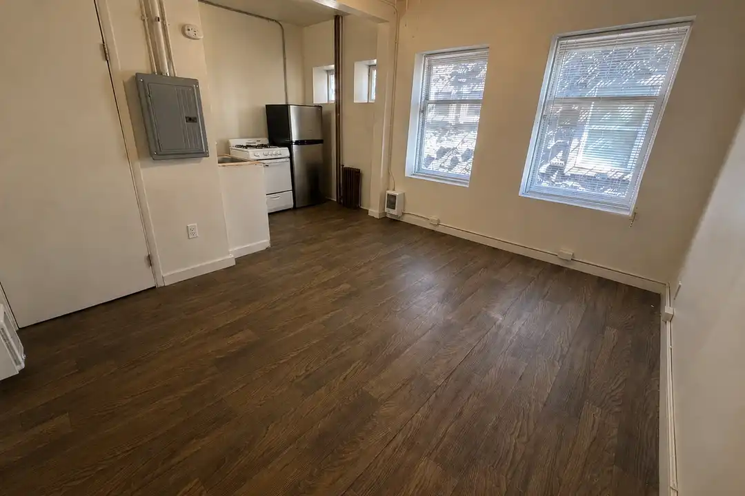 1814 W 1st Ave unit 23 – photo 1