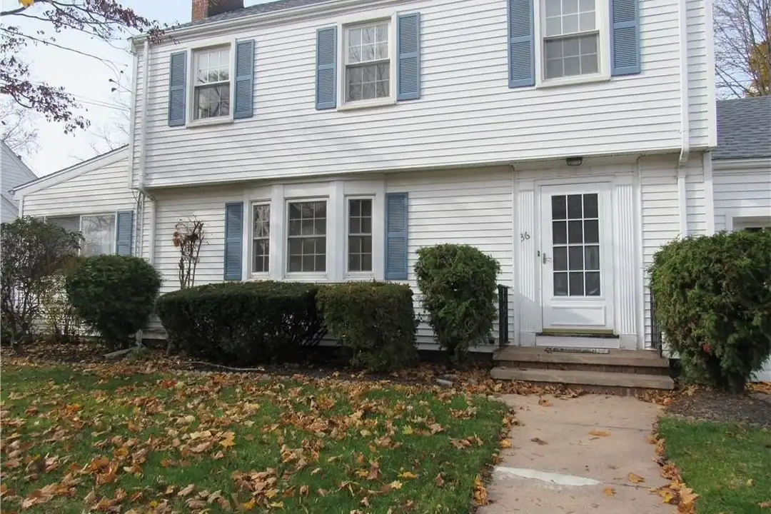 36 Rochford Ave – photo 1