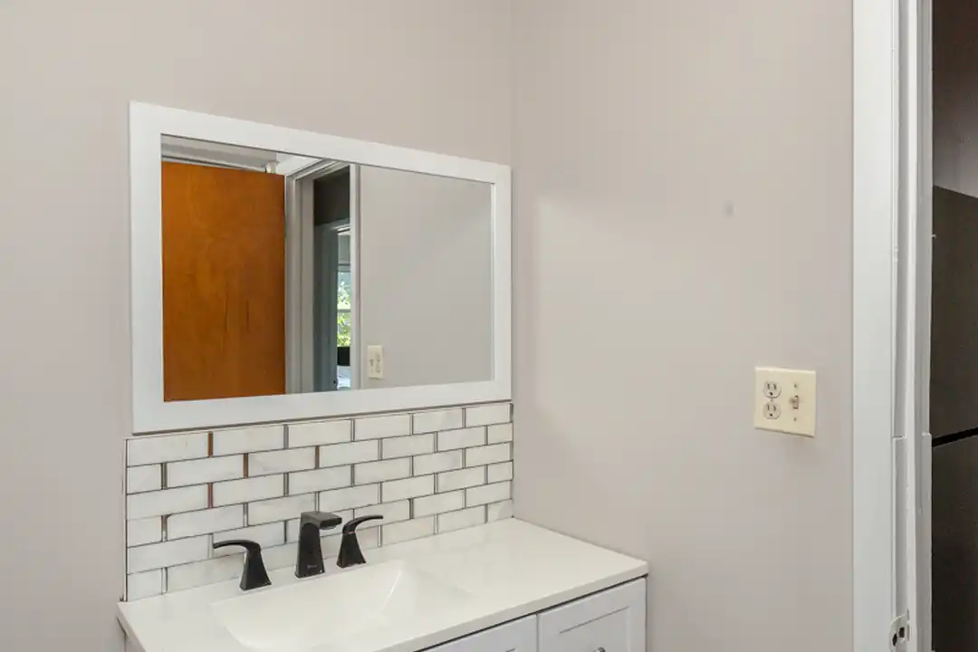 6427 N Hermitage Ave unit 1F - View 6