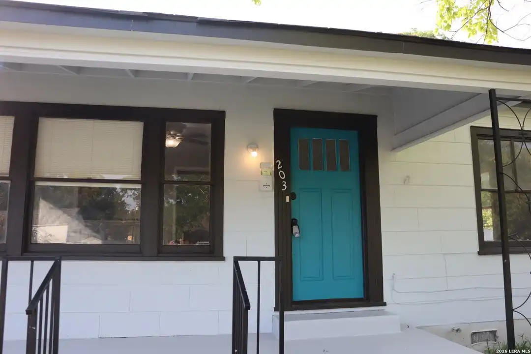 203 Brooks Ave - View 2