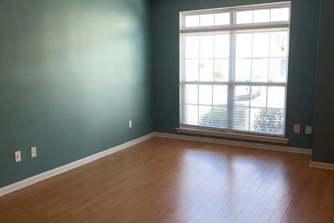 3020 Barrymore St unit 103 – pohled 4