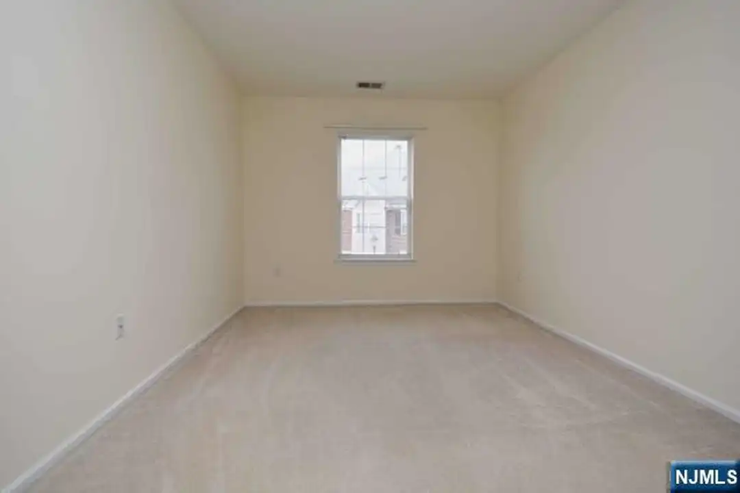 1094 Coventry Way unit 1094 - View 5