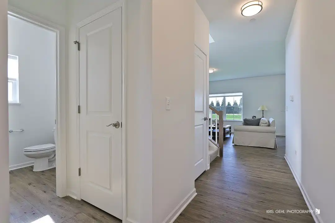 2490 Olivia Ct - View 3