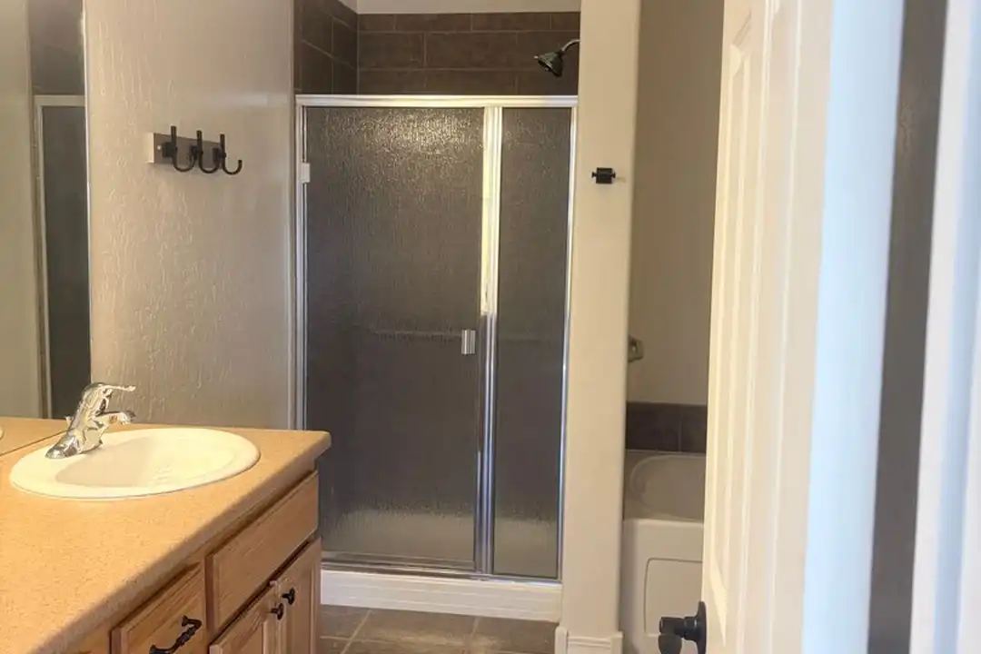 109 Cinnamon Dr unit Unit 1 - More