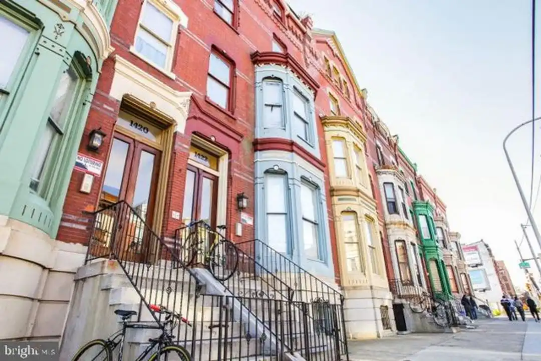 1422 W Girard Ave – pohled 5