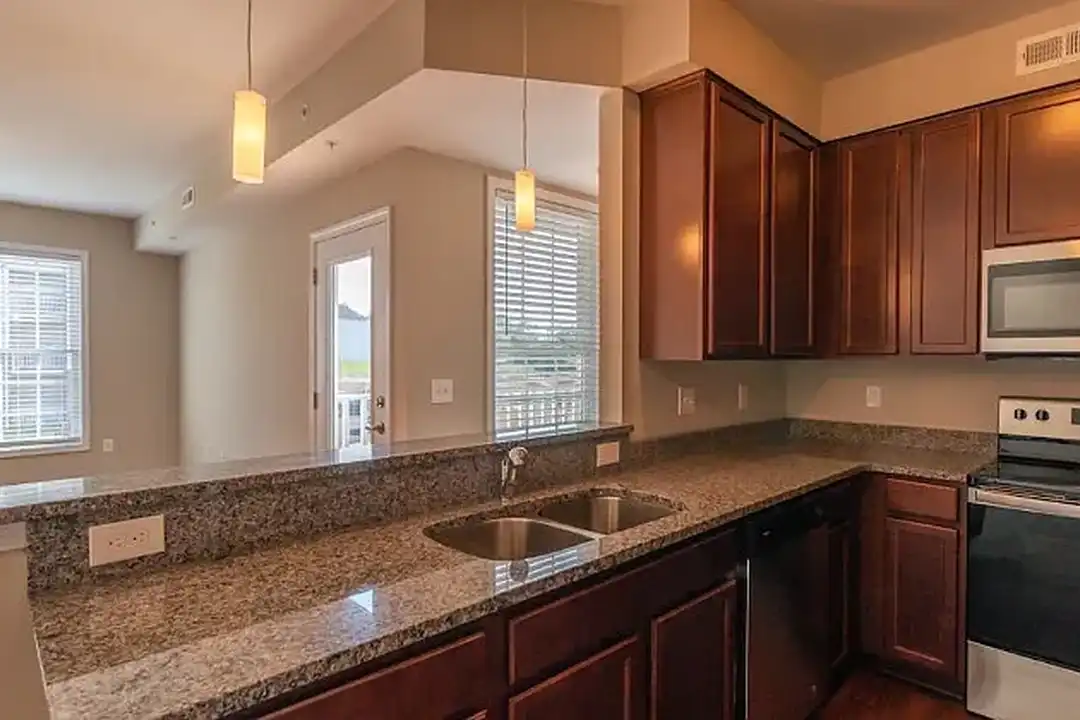 The Aspen Apartments – photo 1 of 25