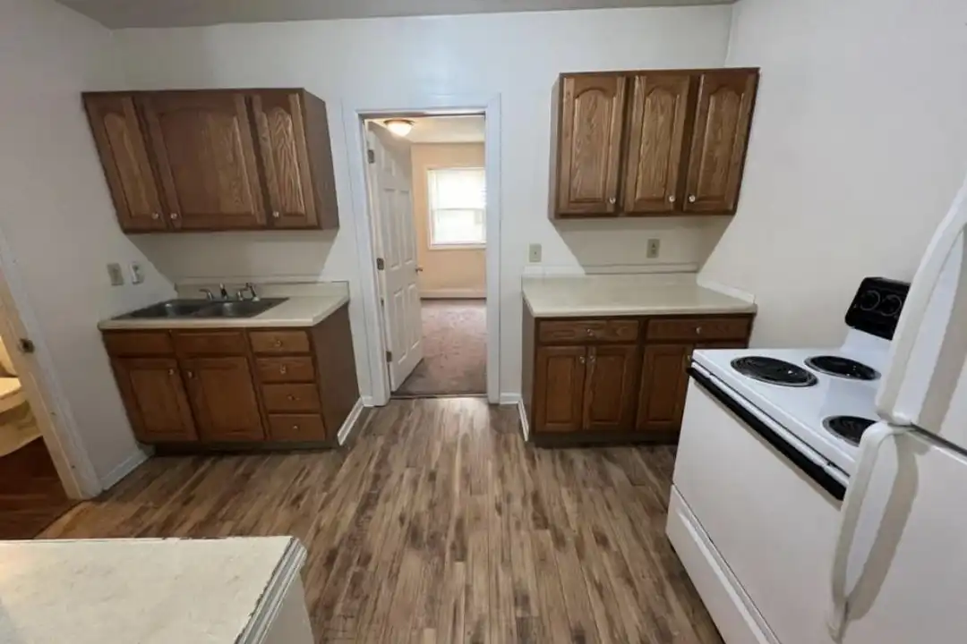 728 Beaver Ave – photo 1 of 15