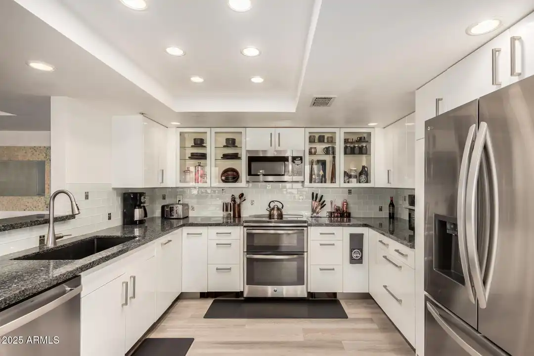 7970 E Camelback Rd #507 - View 4