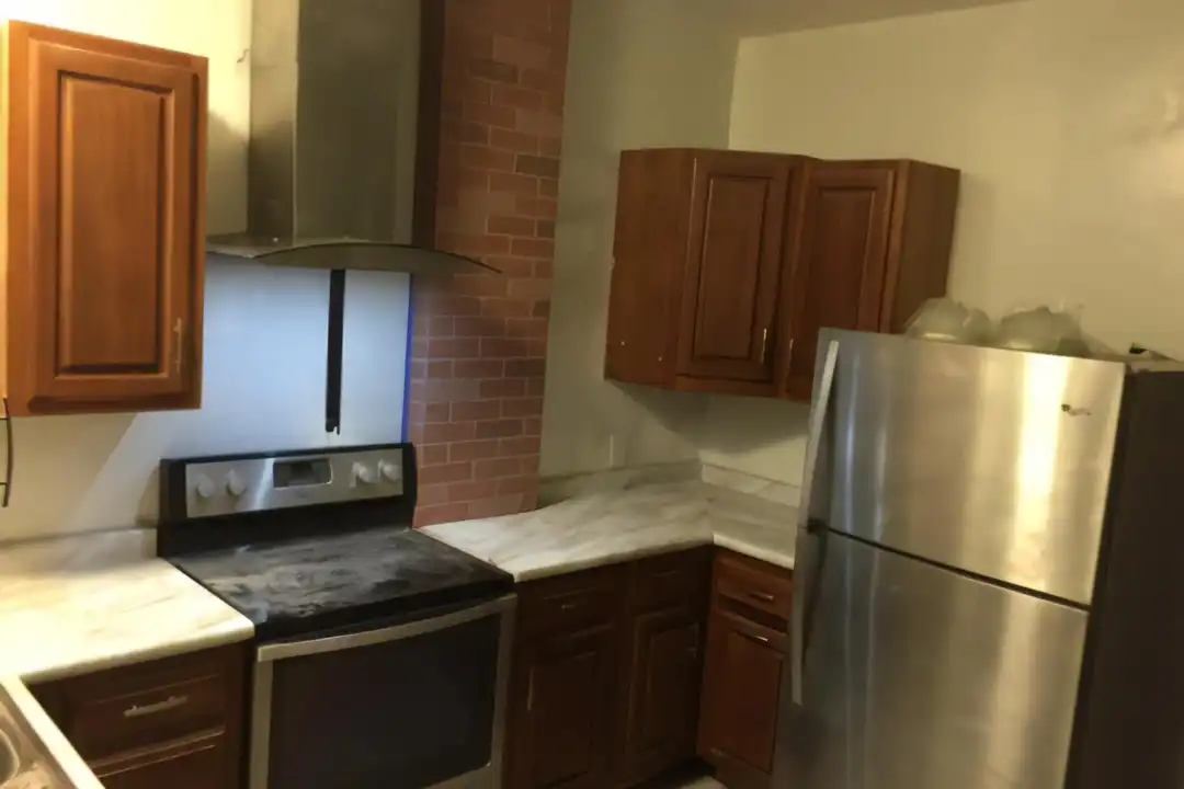 907 Chartiers Ave unit 3 – photo 1