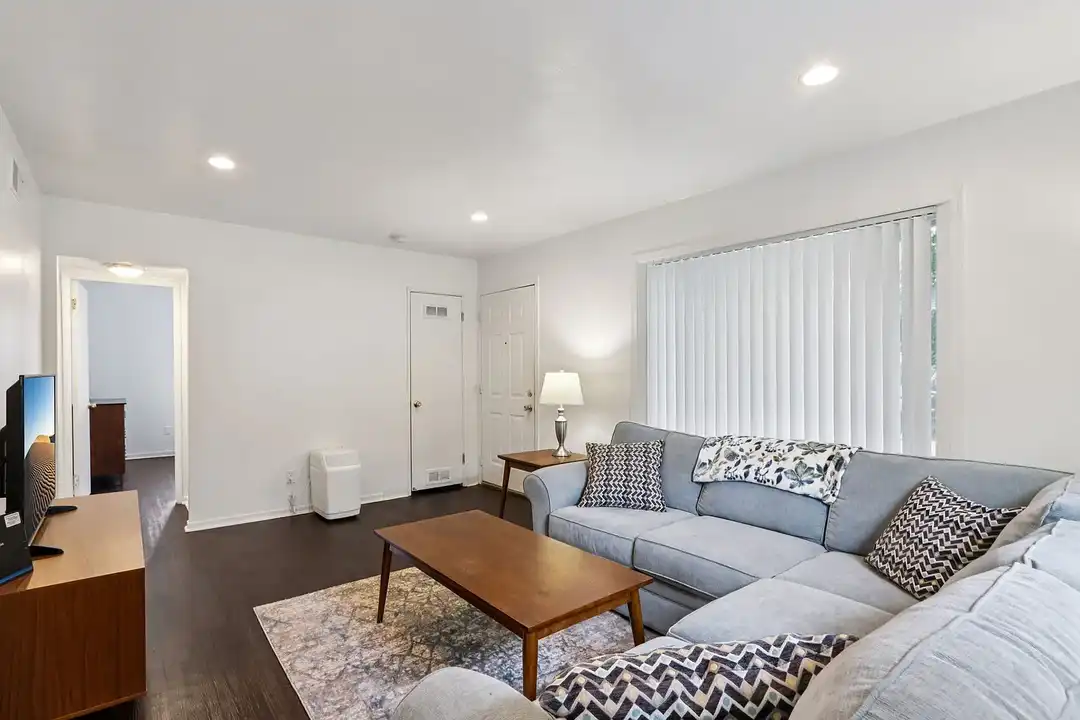 House in Madison - View 4