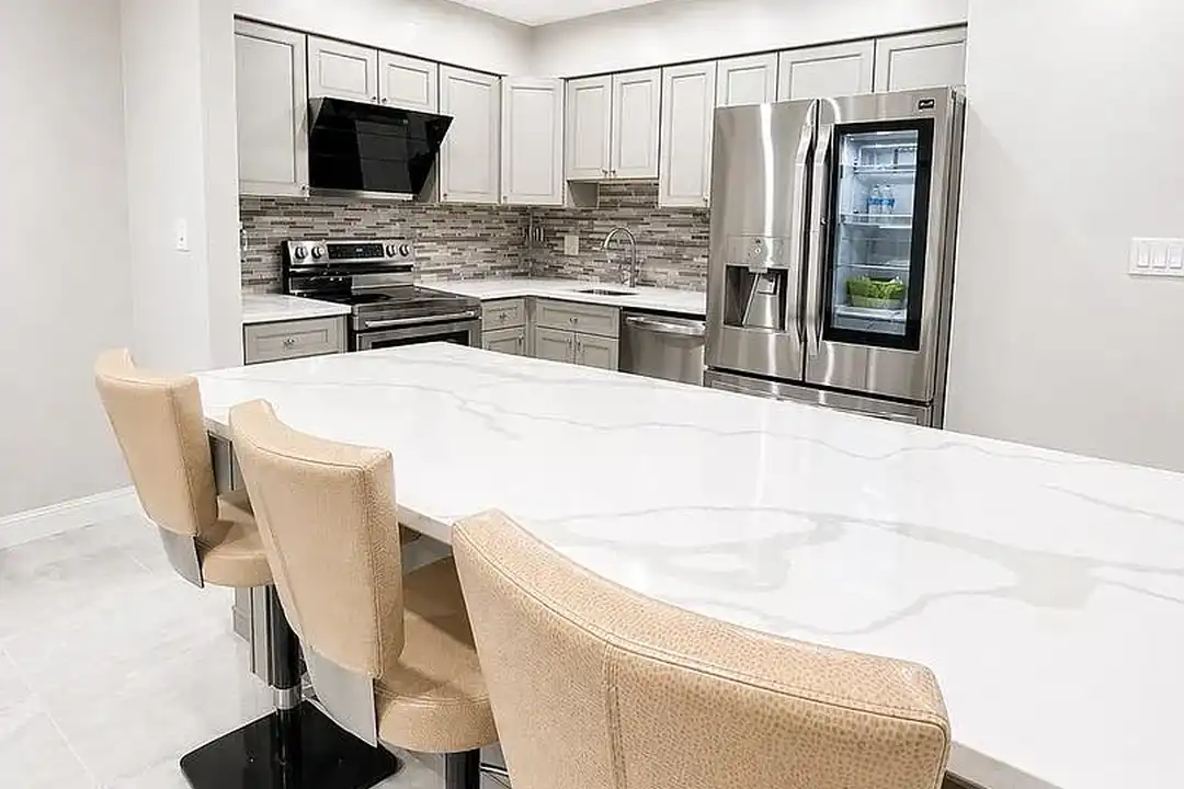 51 Chiswick Dr unit 1 - View 4