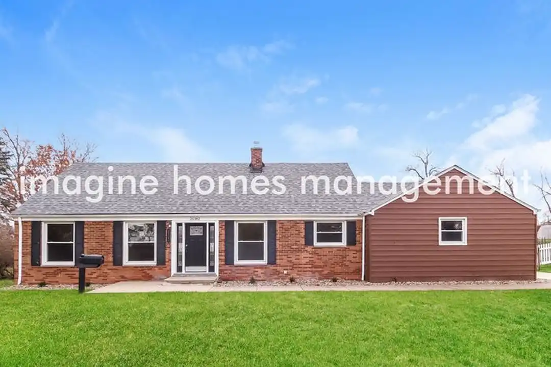 25382 Concord Dr – photo 1