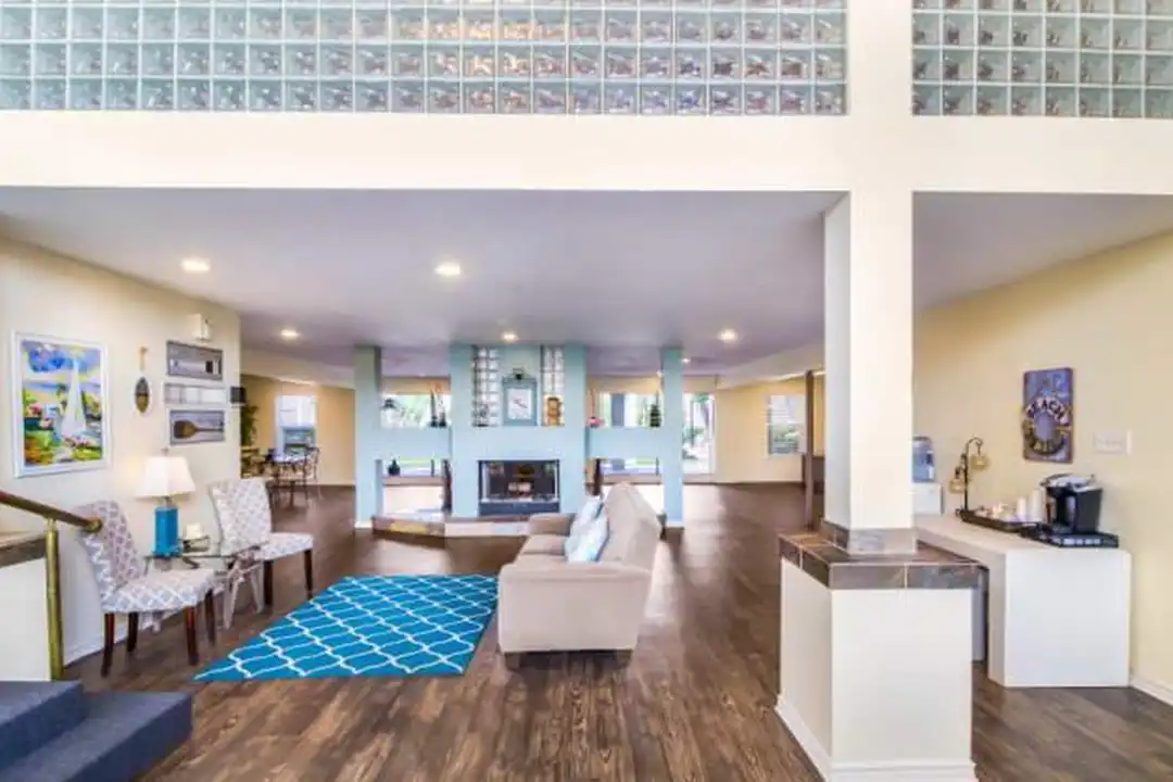800 W NASA Pkwy unit # 821 - View 3