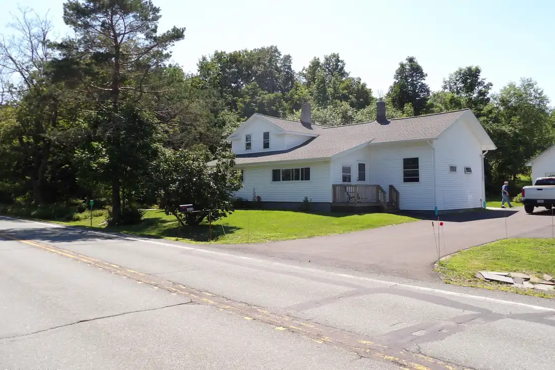 3058 Delaware Turnpike – photo 1 of 43