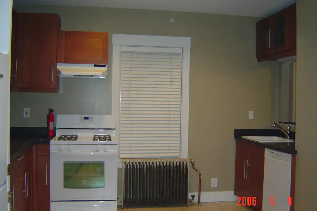 21 Falkland St unit 21 - View 3