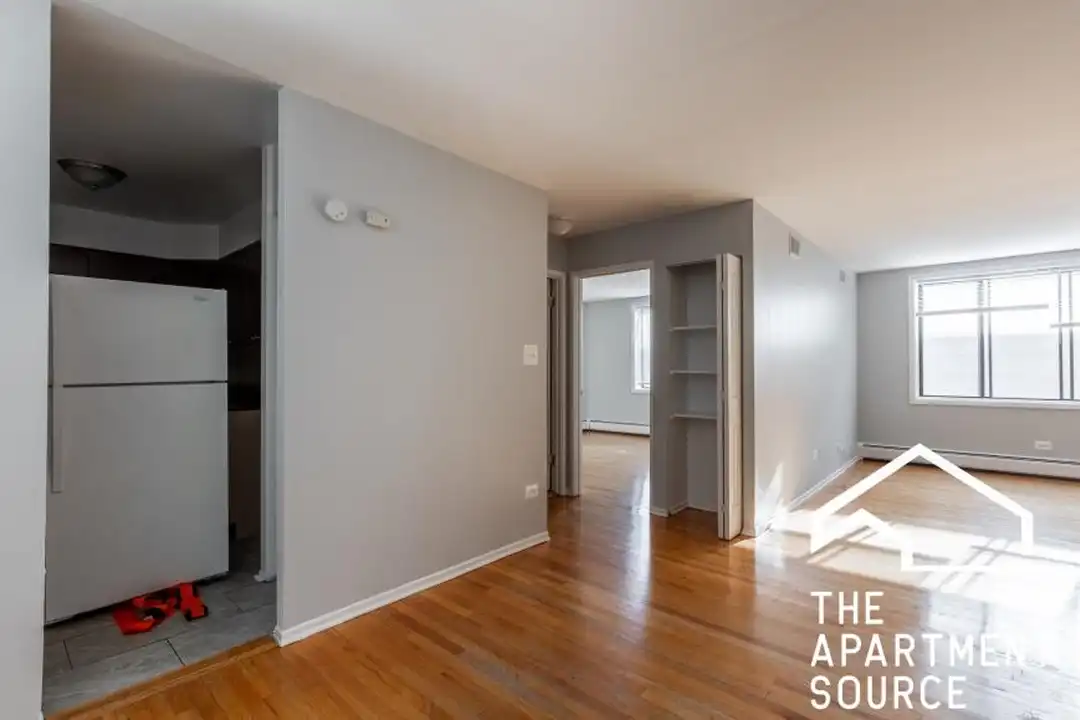 1515 W Morse Ave - View 3