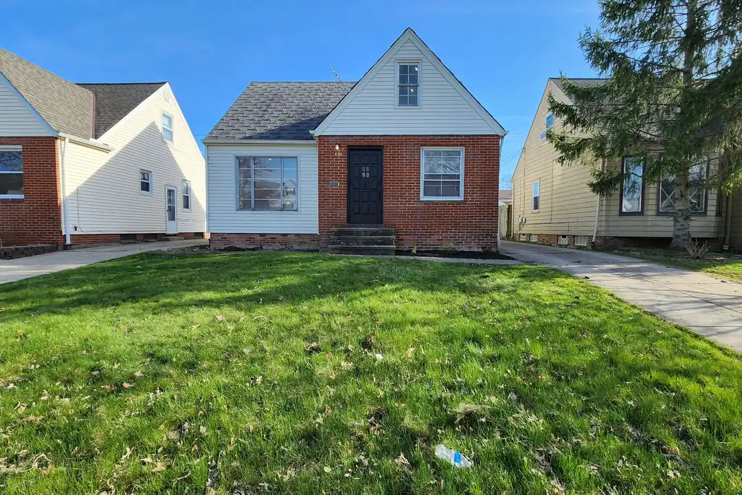 4156 Hinsdale Rd – photo 1
