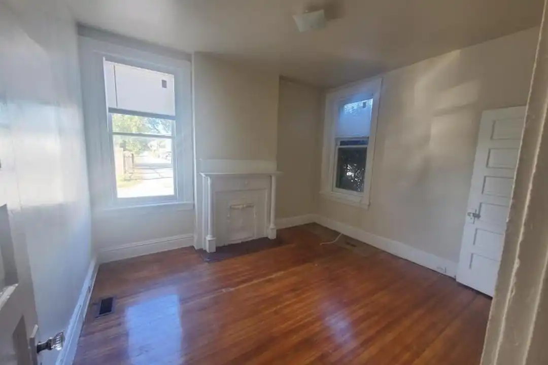 200 Minor St unit A - View 3