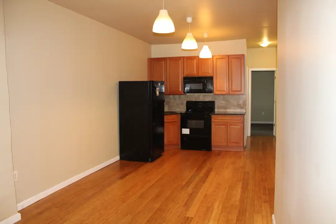 210 Zeralda St – photo 1