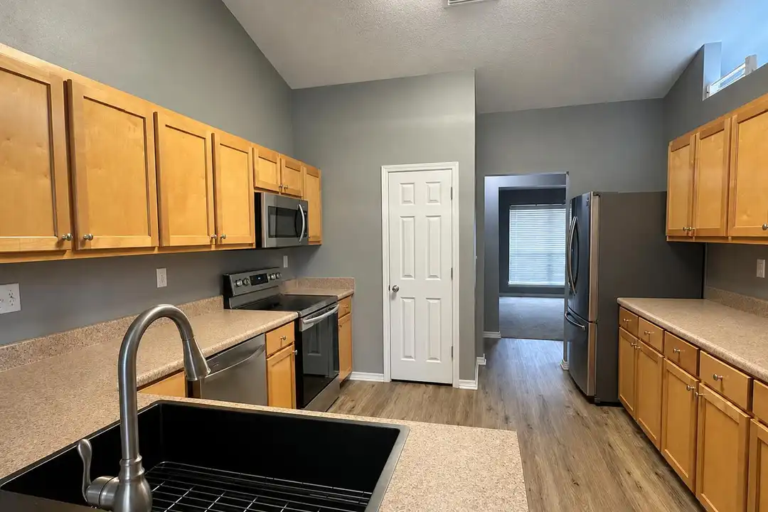 2155 Hagood Loop - View 5