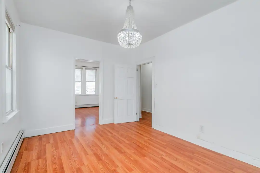 404 Danforth Ave - View 3