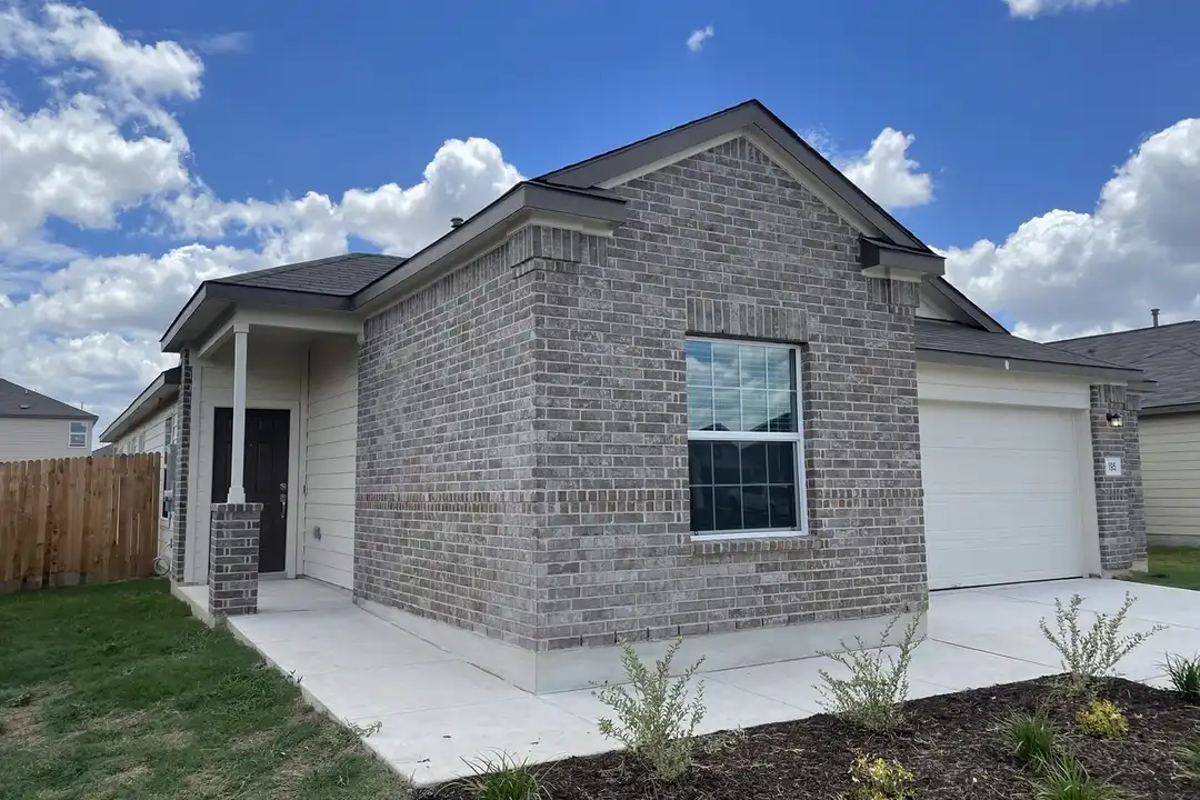 195 Salt Springs Rd - View 3