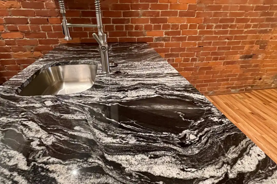 Apartment in Pittsburgh - More
