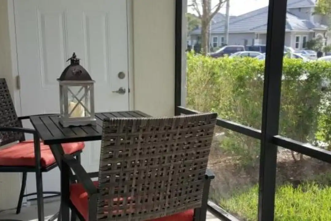 1090 Quaye Lake Cir - View 6
