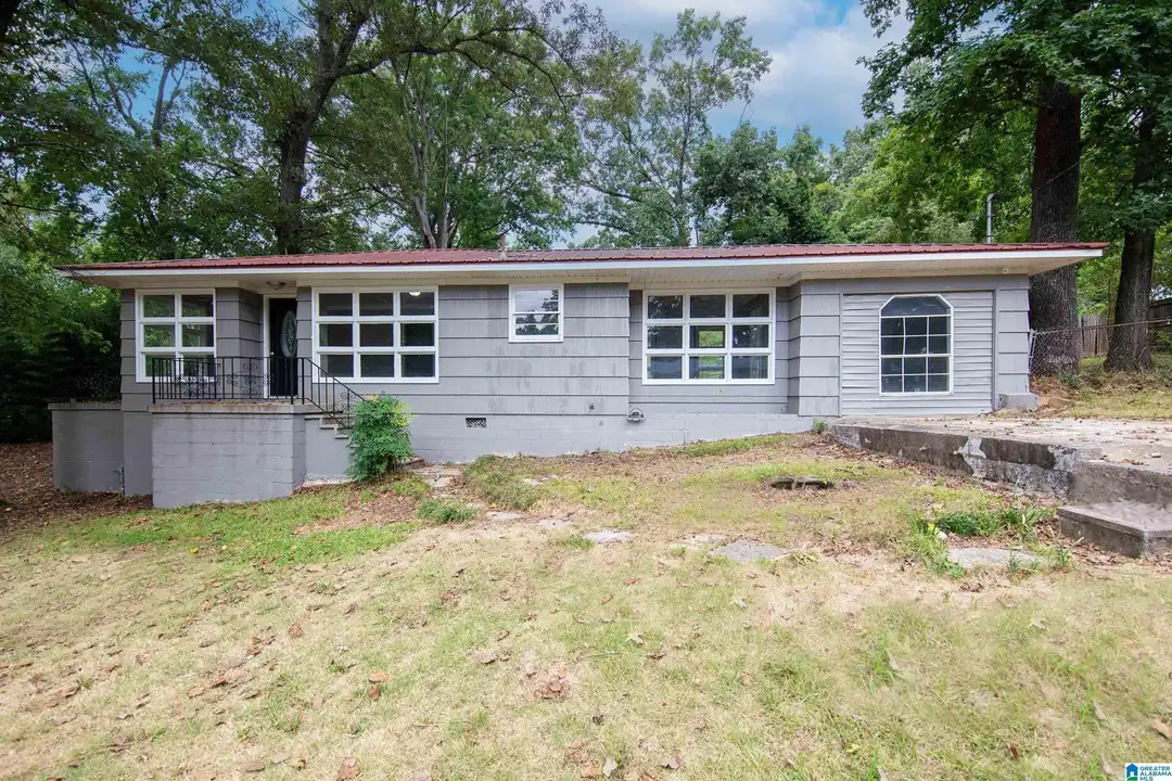 656 Kenwood Dr – photo 1
