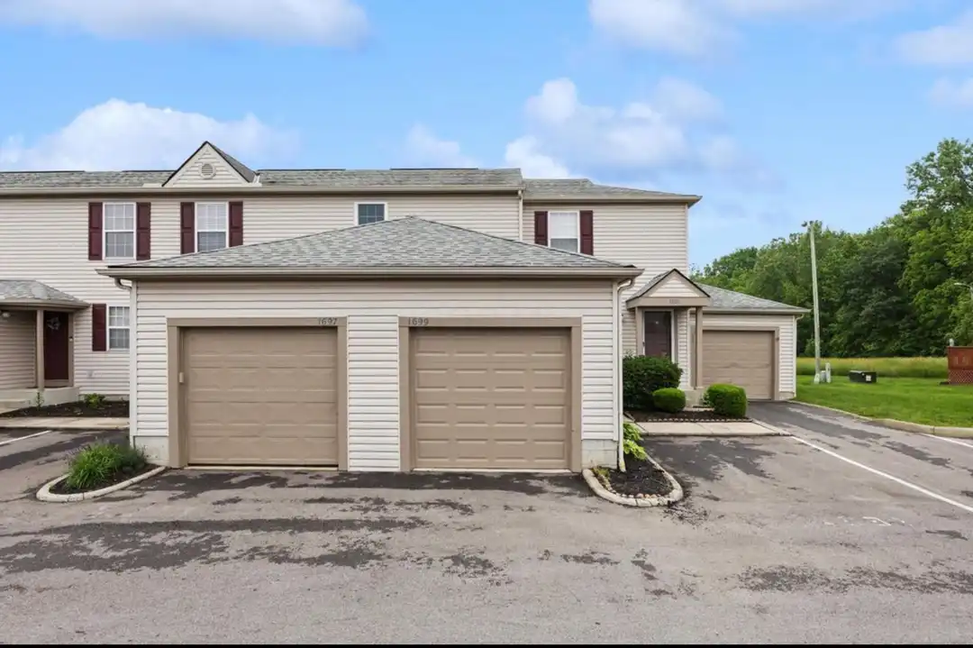 1699 Ridgebury Dr – photo 1