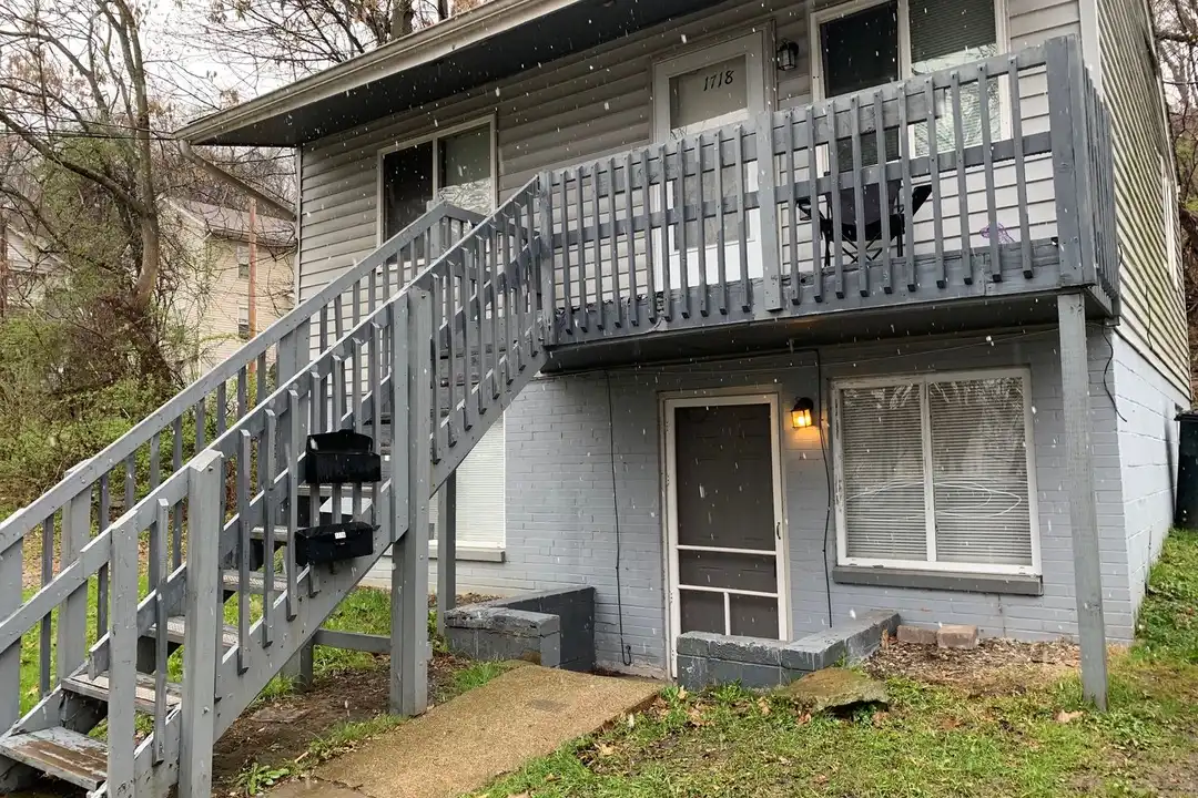1706 Leighton Ave unit 1718 – photo 1