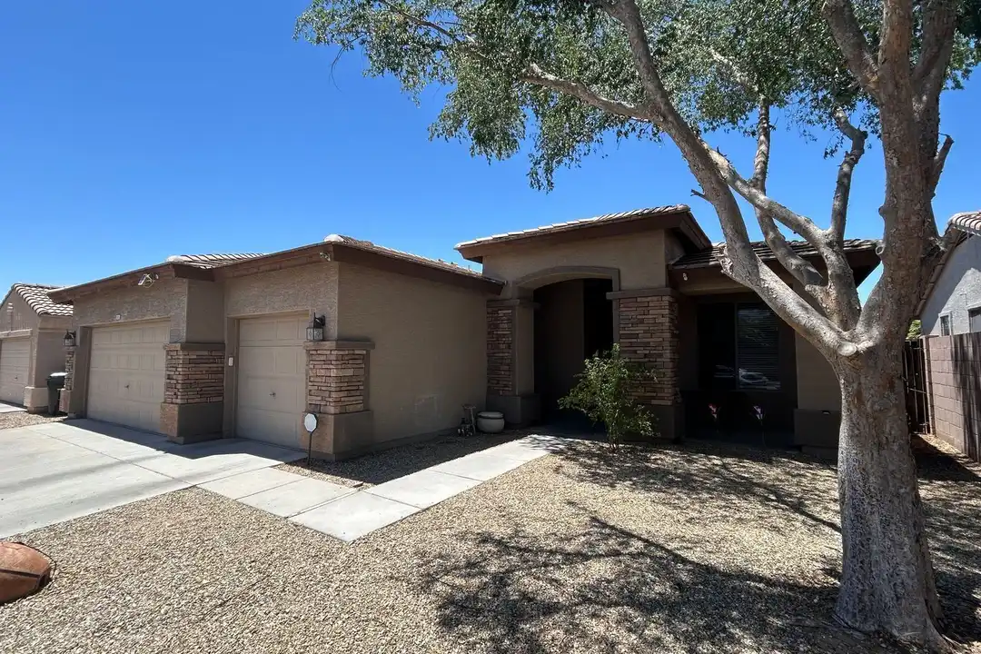 1676 S 159th Ave - View 3
