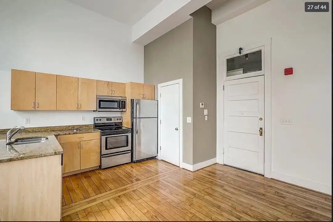 141 E Wythe St unit B - View 2