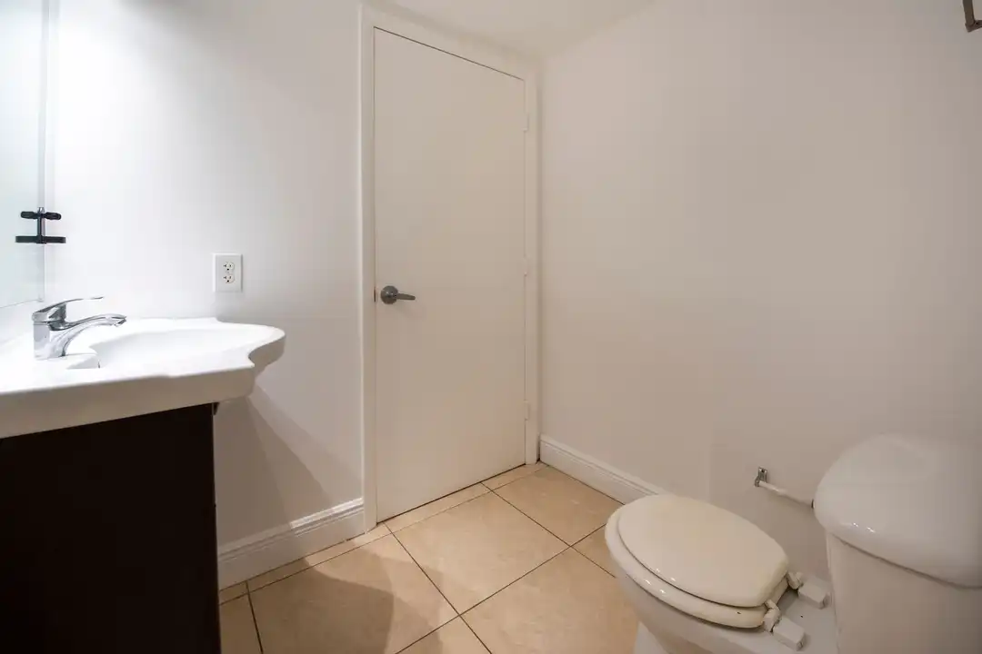 4137 English Oak - View 4