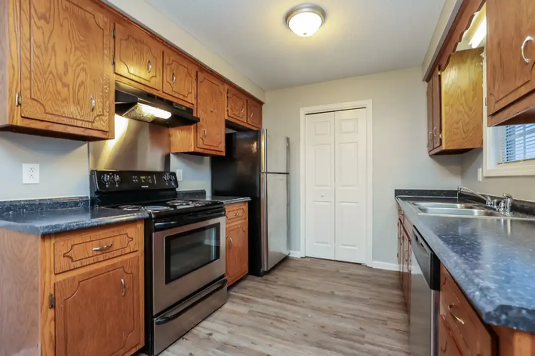 427 Sandburg Dr - View 5