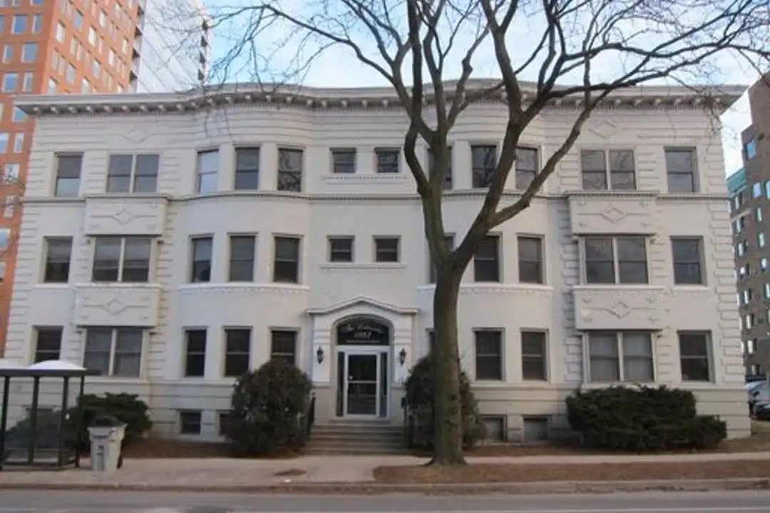 1982 N Prospect Ave unit 1B