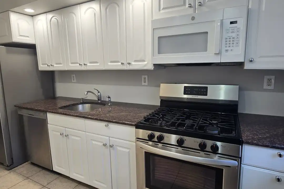 220 Prospect Ave unit 1B - View 4