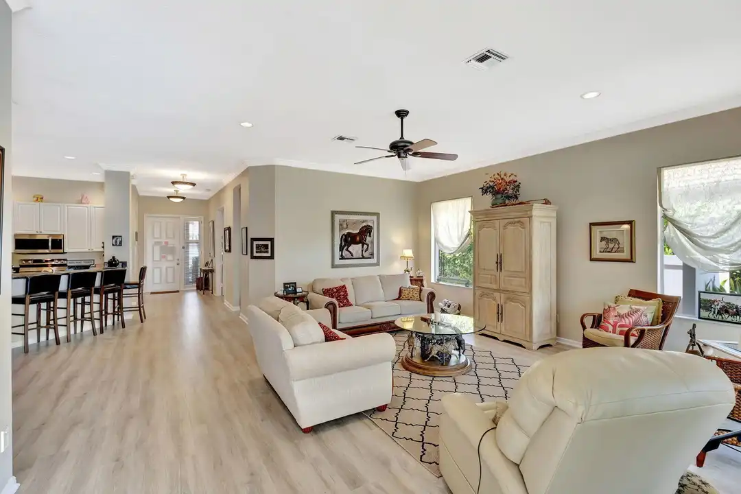 2941 Twin Oaks Way - View 4