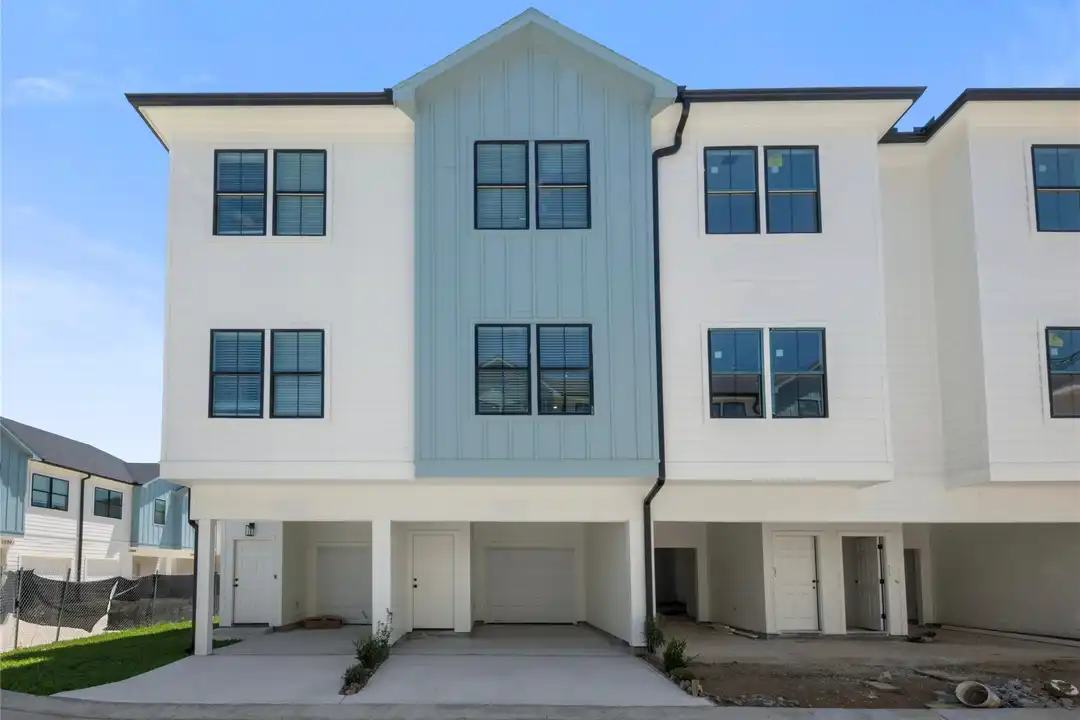 3262 Sauce Pan Wy unit A - View 2
