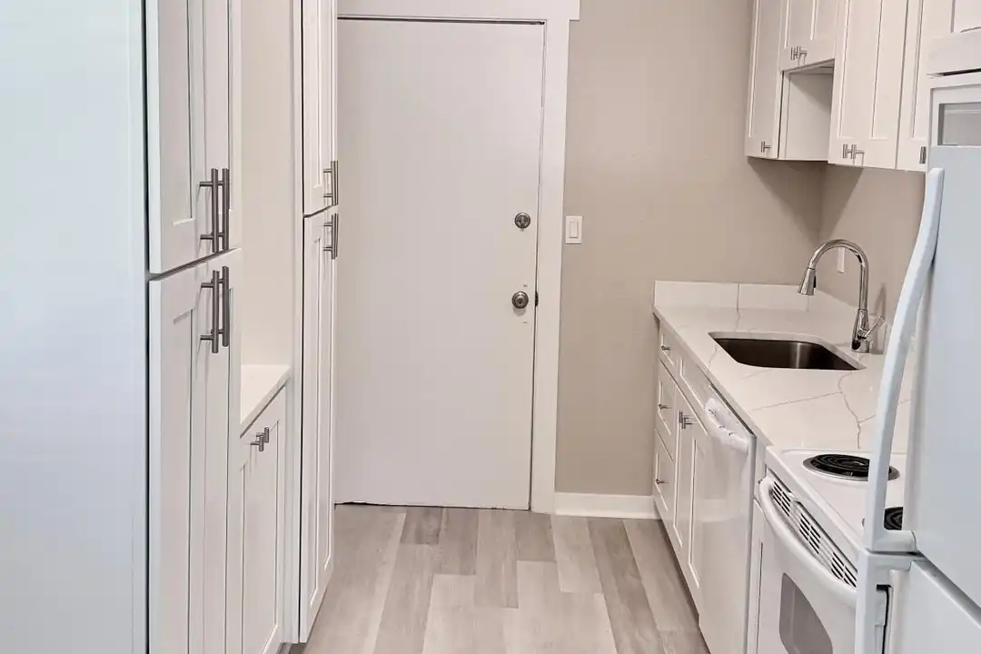 696 Kestner Rd - Atlantic Beach, FL | Rent.