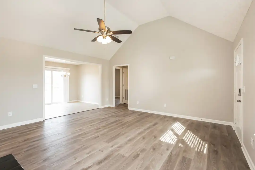 517 Hackney Dr - View 6