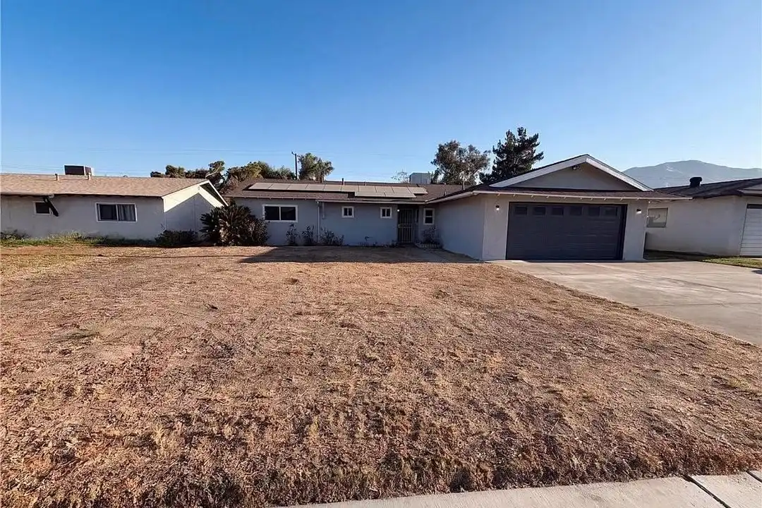 26934 10th St – photo 1 of 7
