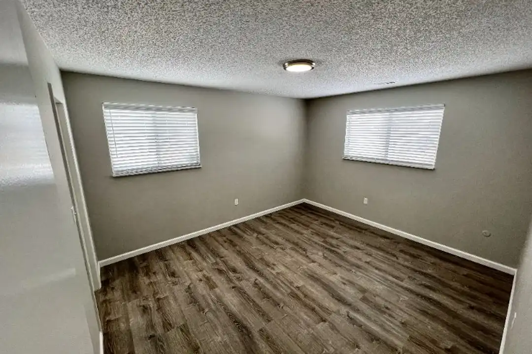 221 Jessup St unit 6 - More