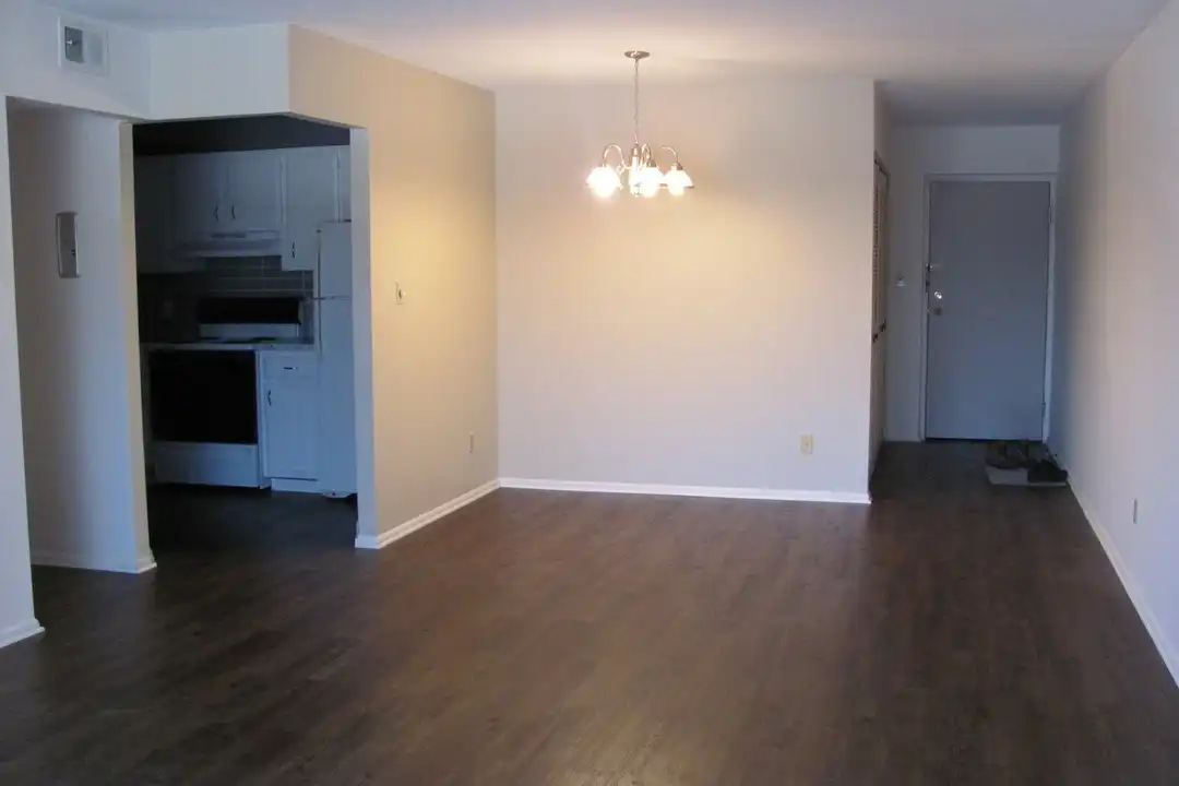 20333 Detroit Rd unit 213 – photo 1