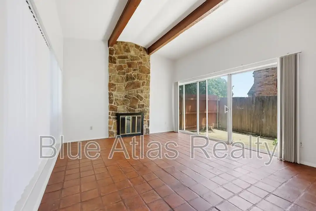 13424 Blossomheath Ln - View 4