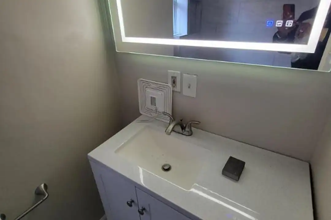 514 W North Ave – photo 1